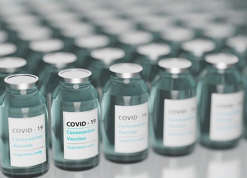 One crnavirs vaccine may prec agains her crnavirses